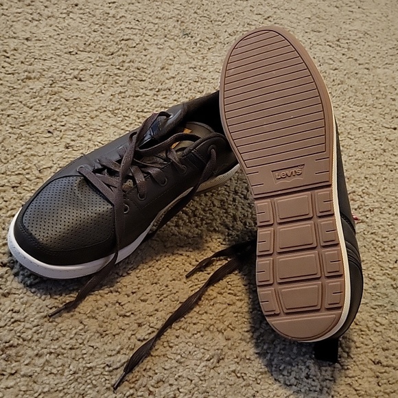 Levi mens shoes - Picture 2 of 3